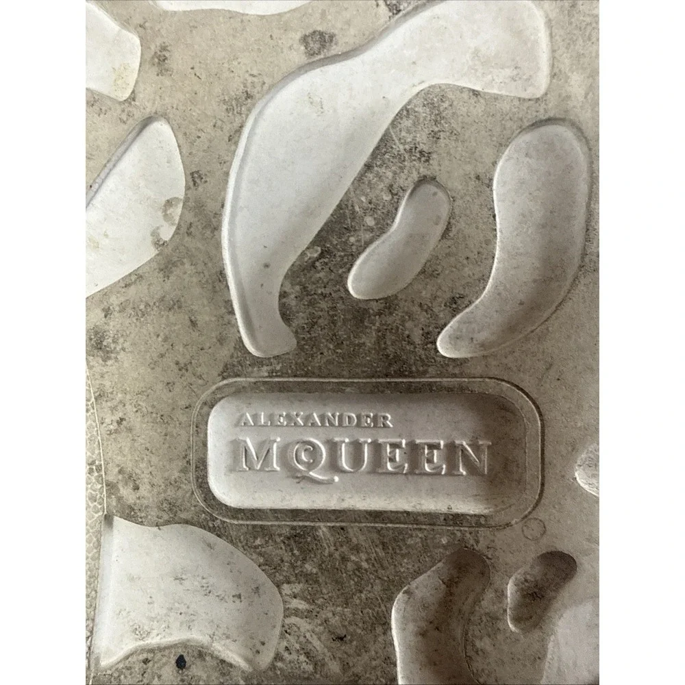 Alexander McQueen Sneaker White And Gold EU Size 44 US 10.5/11 New Shoe Laces